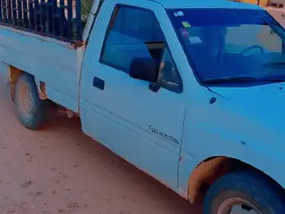 Isuzu AUTRE - Photo 3