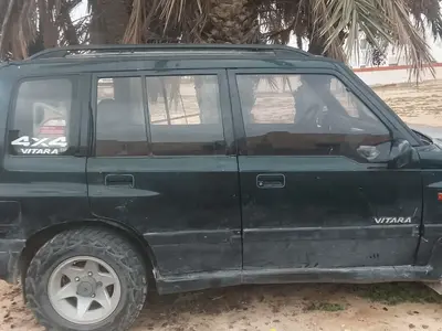 Suzuki Vitara - Photo 2