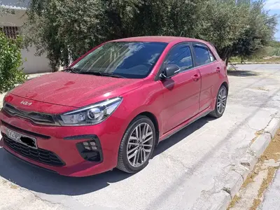 Kia RIO - Photo 9