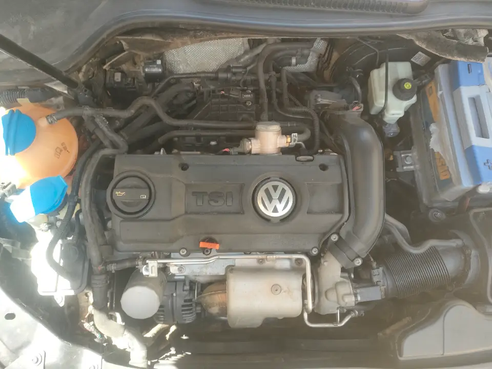 Volkswagen Golf - Photo 2