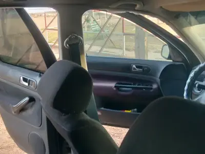 Volkswagen Golf 4 - Photo 7