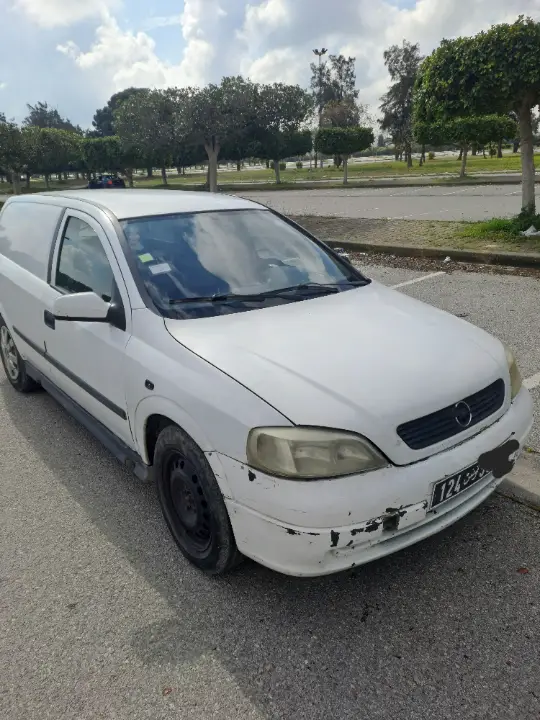Opel Astra - Photo 4