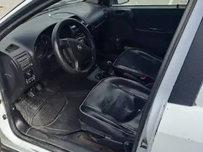 Opel Astra - Photo 5