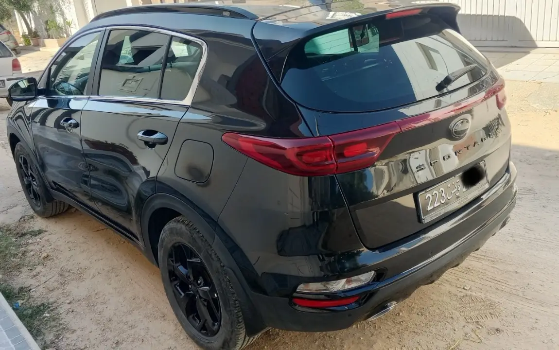 Kia SPORTAGE - Photo 11