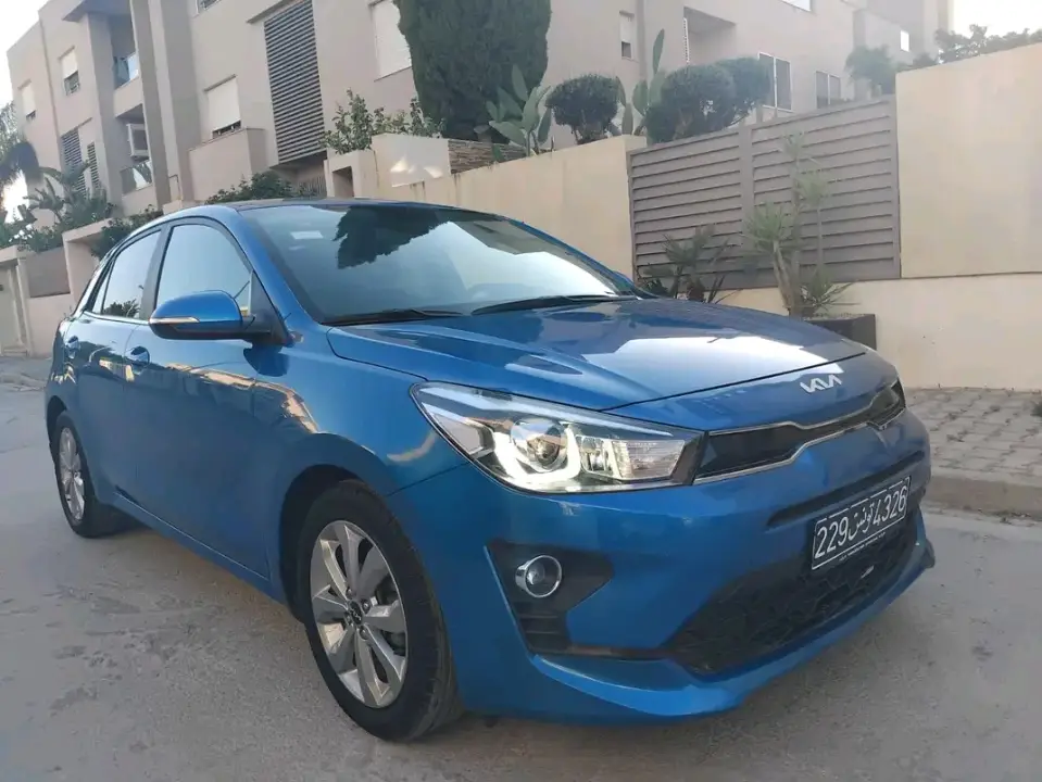 Kia RIO - Photo 4