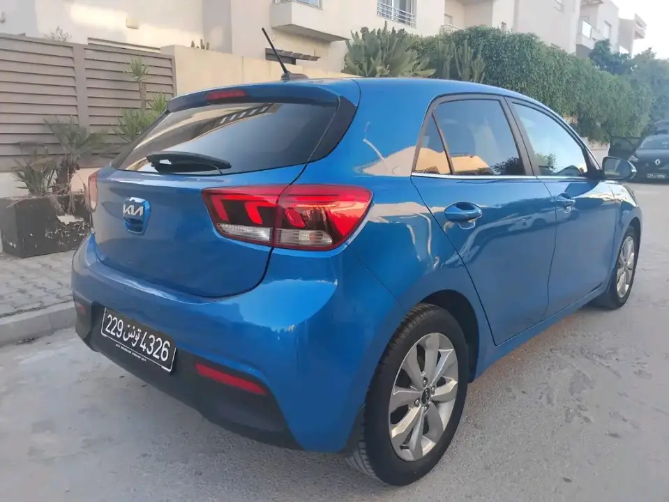 Kia RIO - Photo 7