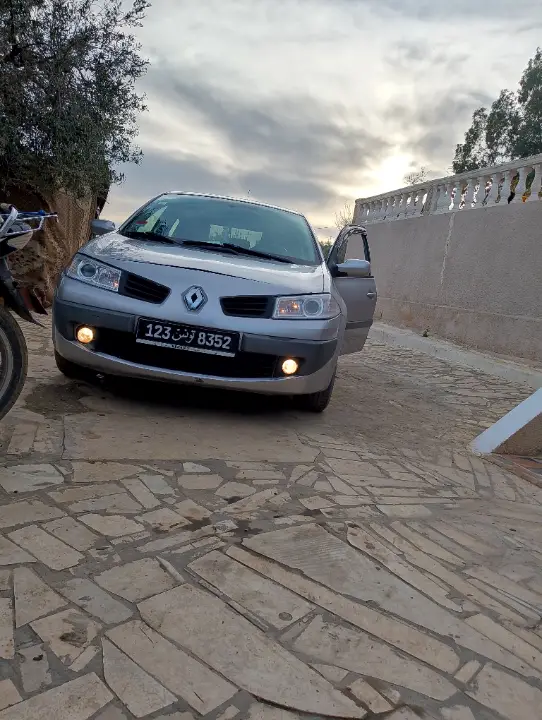 Renault Megane - Photo 3