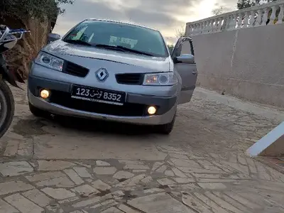 Renault Megane - Photo 4