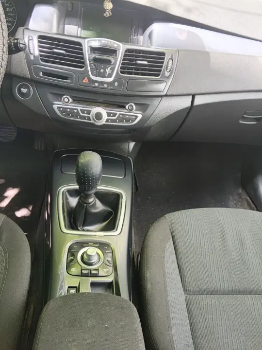 Renault Laguna - Photo 2
