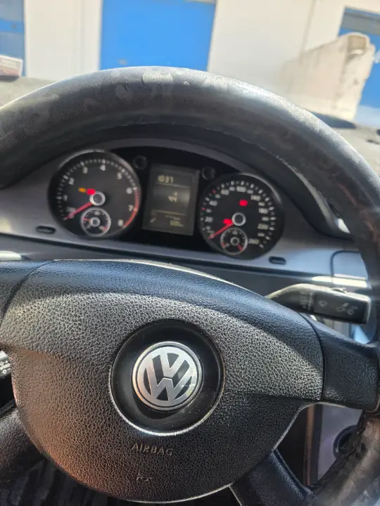 Volkswagen Passat - Photo 5