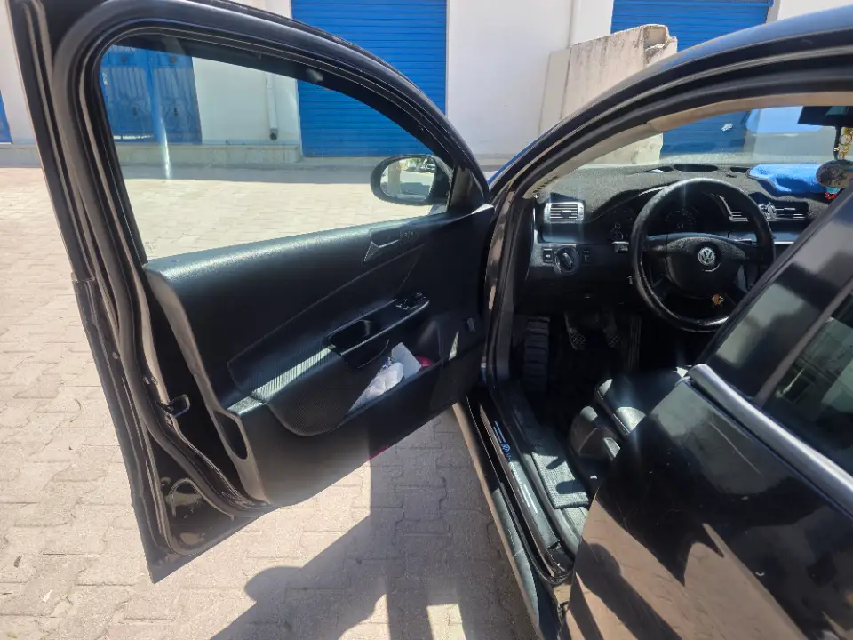 Volkswagen Passat - Photo 7