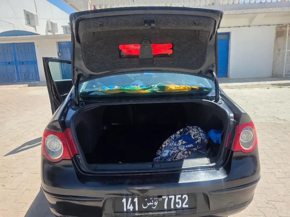 Volkswagen Passat - Photo 9