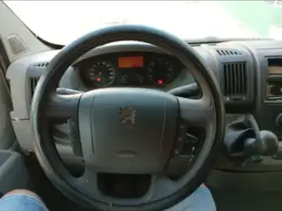 Peugeot Boxer - Photo 2