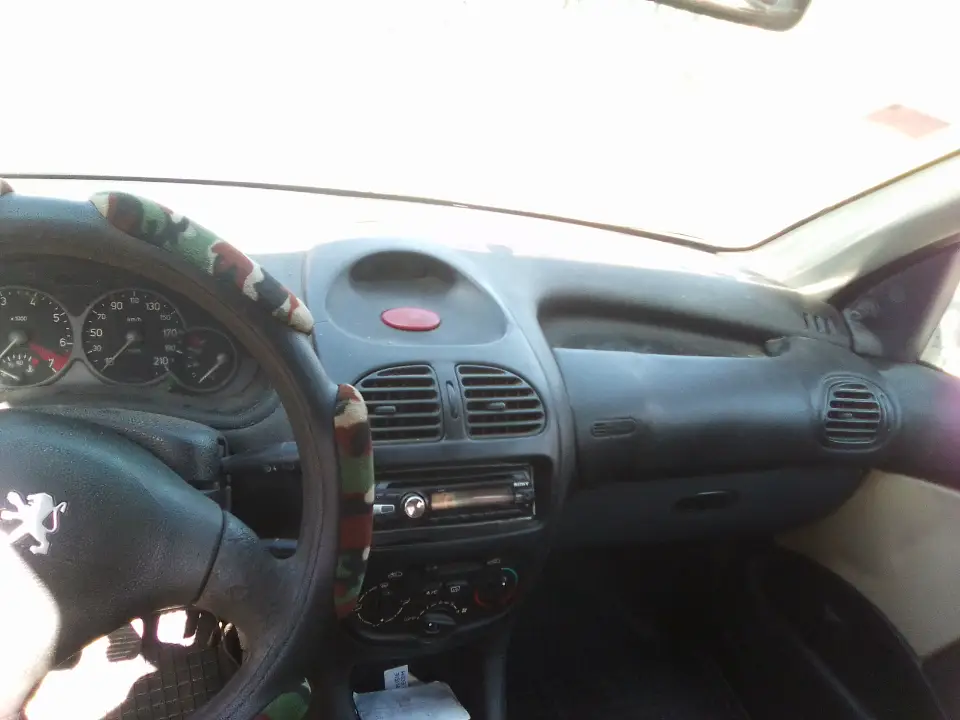 Peugeot 206 - Photo 6
