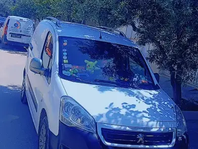 Peugeot Partner - Photo 3