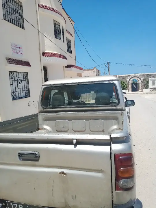 Mahindra SCORPIO - Photo 3