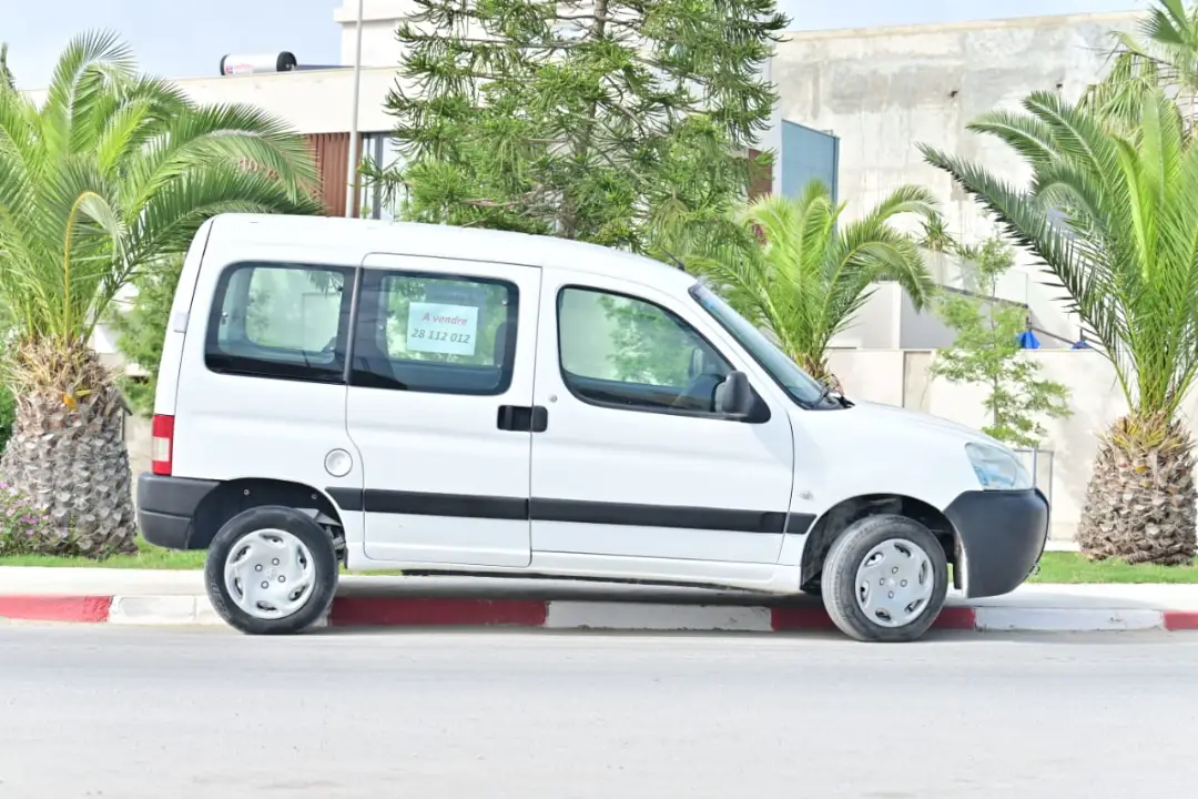 Peugeot Partner - Photo 3