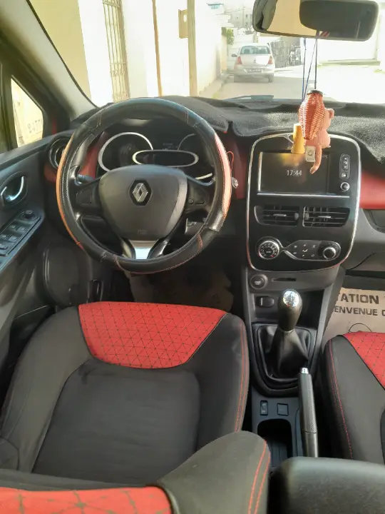 Renault Clio - Photo 5