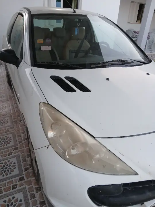 Peugeot 207 - Photo 5