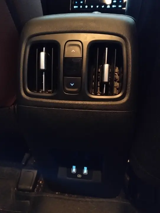 Hyundai TUCSON - Photo 2