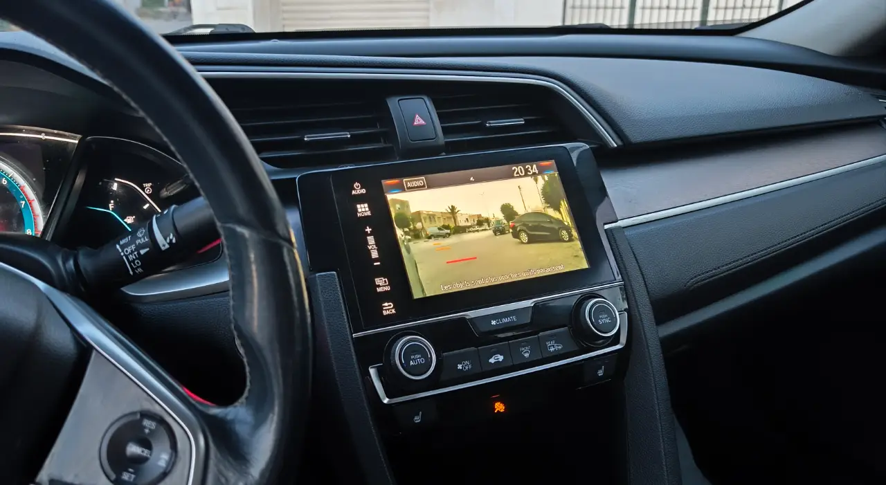 Honda CIVIC - Photo 5