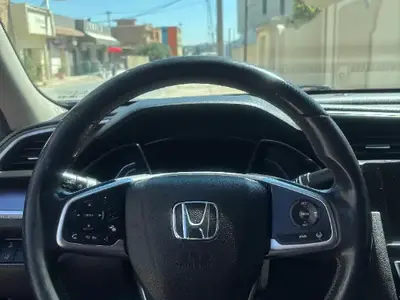 Honda CIVIC - Photo 3