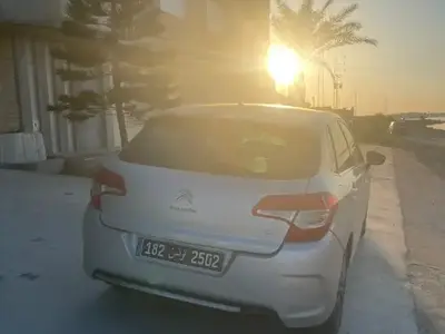 Citroen C4 - Photo 3