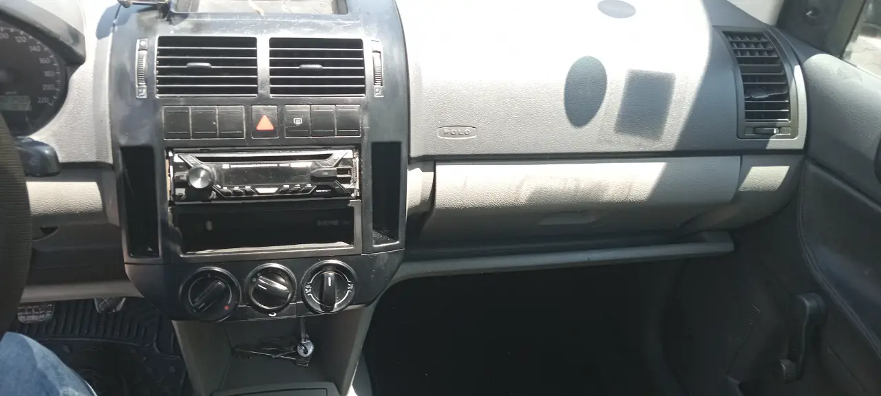 Volkswagen Polo - Photo 6