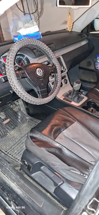 Volkswagen Passat - Photo 2