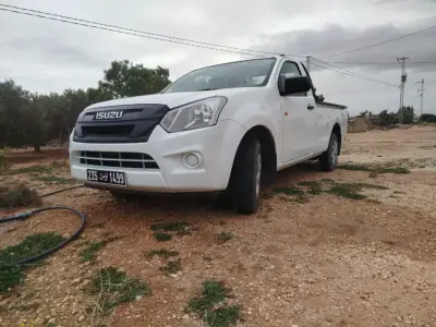 Isuzu D MAX - Photo 2