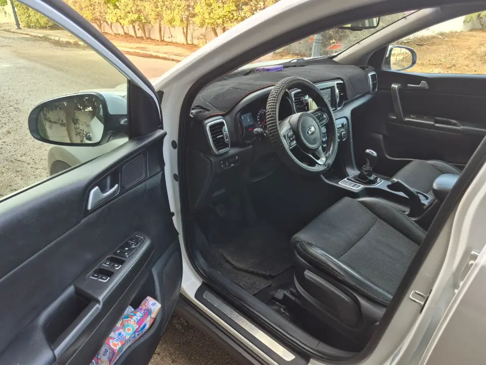 Kia SPORTAGE - Photo 12