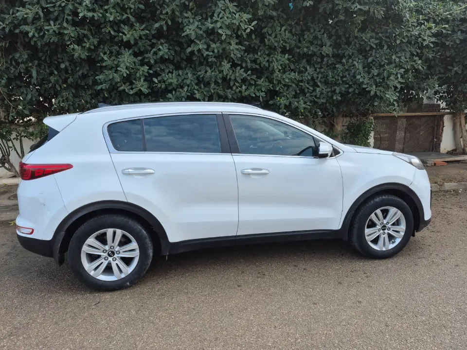 Kia SPORTAGE - Photo 10