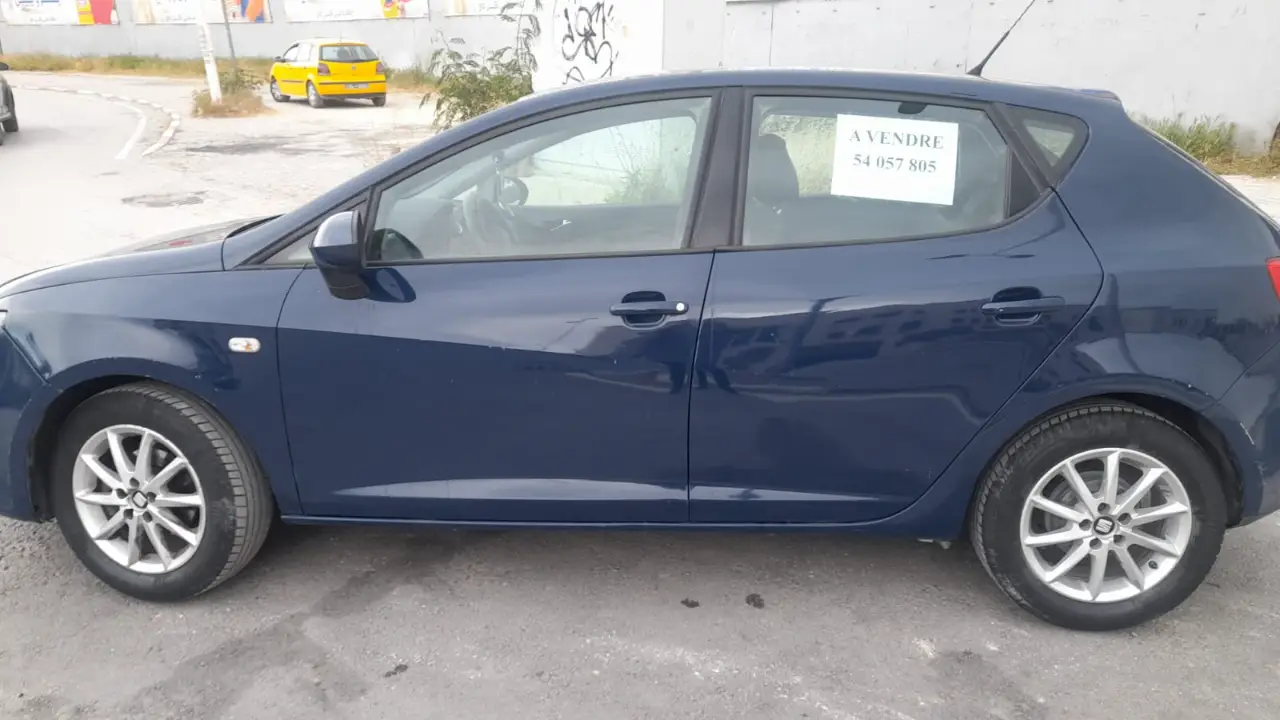 Seat Ibiza - Photo 3