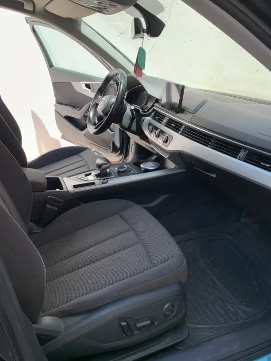Audi A4 - Photo 5