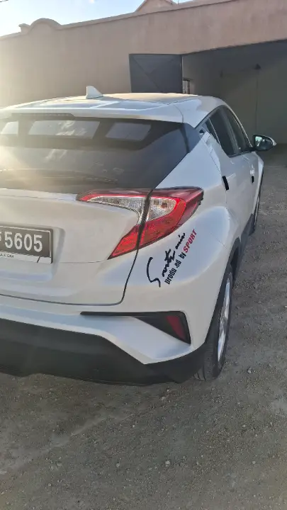 Toyota C-HR - Photo 5