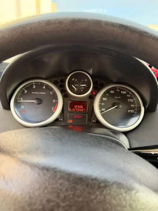 Peugeot 207 - Photo 3