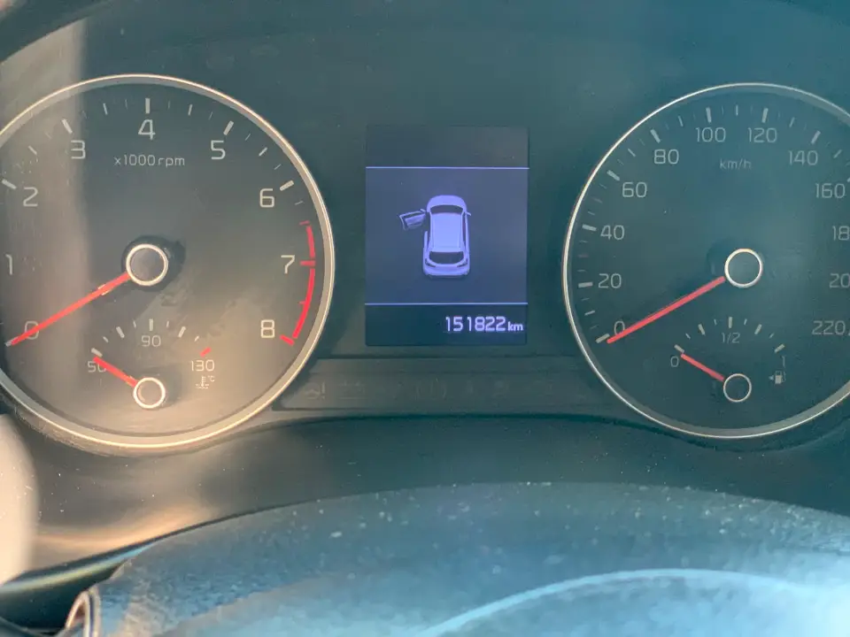 Kia RIO - Photo 2