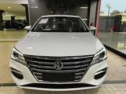 MG 5 2022 - 140 000 km - Essence