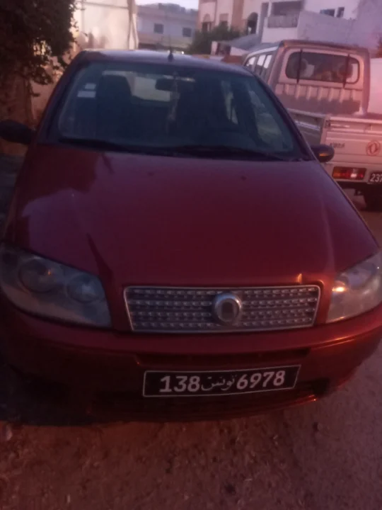 Fiat PUNTO - Photo 6
