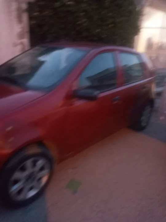 Fiat PUNTO - Photo 2