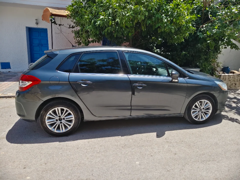 Citroen C4 - Photo 3