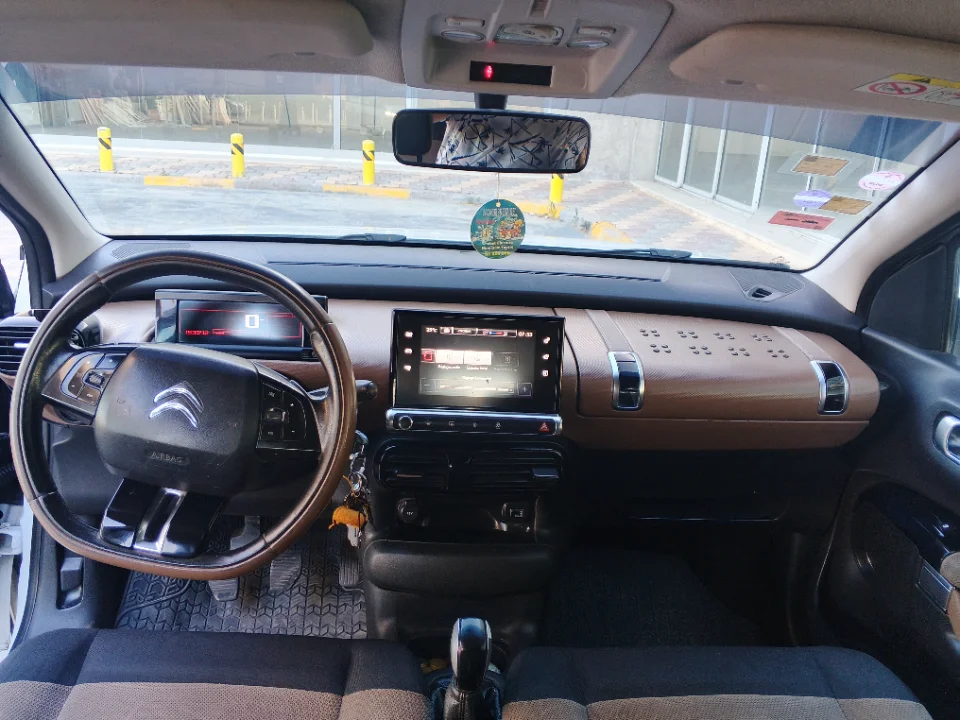 Citroen C4 CACTUS - Photo 3