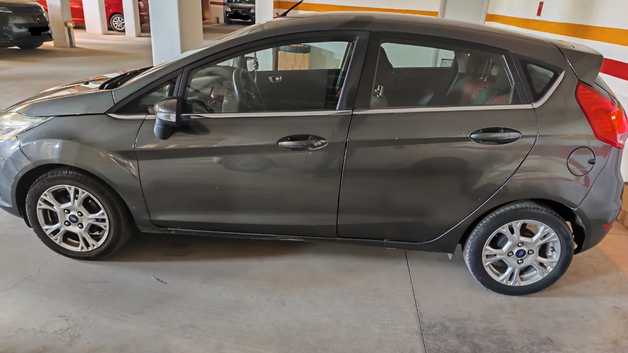 Ford FIESTA - Photo 5