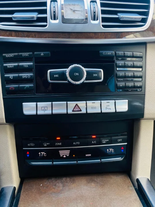 Mercedes Classe E - Photo 12