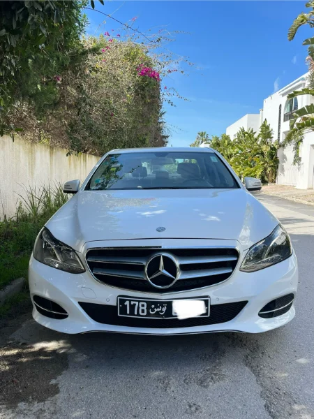 Mercedes Benz E180