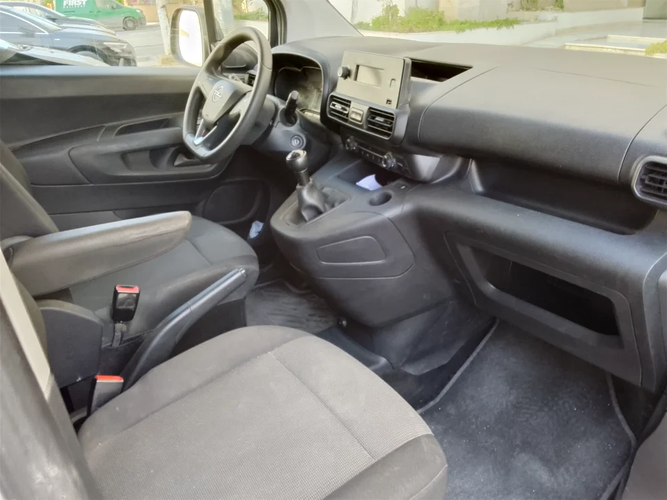 Opel Combo - Photo 9