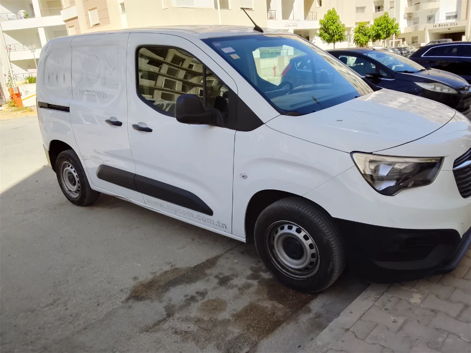 Opel Combo - Photo 3