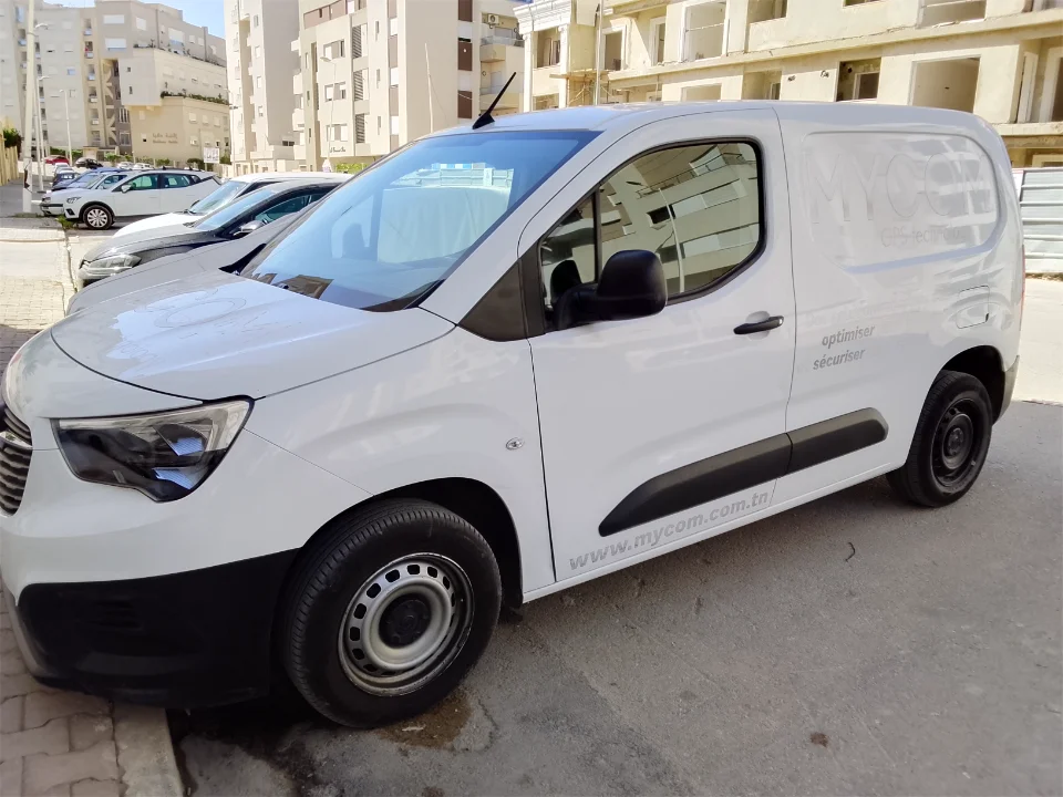 Opel Combo - Photo 2