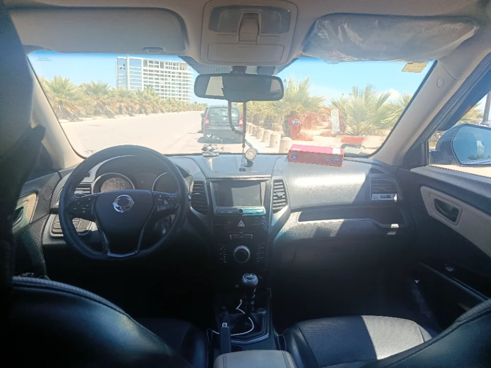Ssangyong Tivoli Xlv - Photo 7