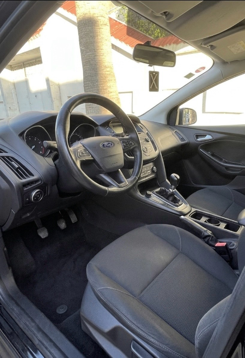 Ford FOCUS - Photo 4